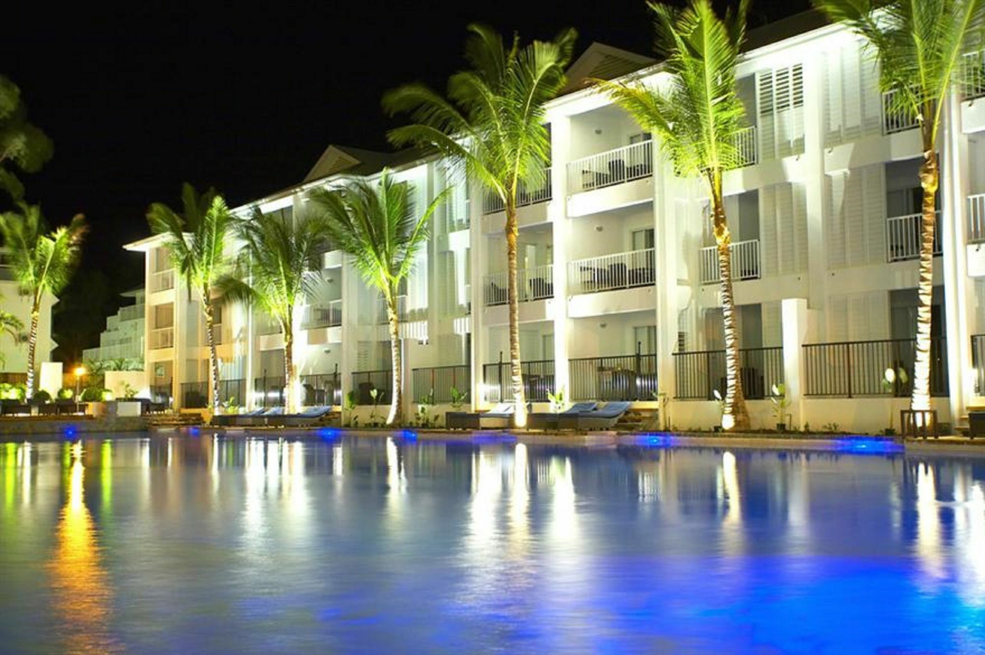 Beach Club Port Douglas Luxury Apartments 外观 照片